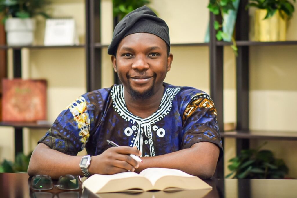 alexander olomo portrait