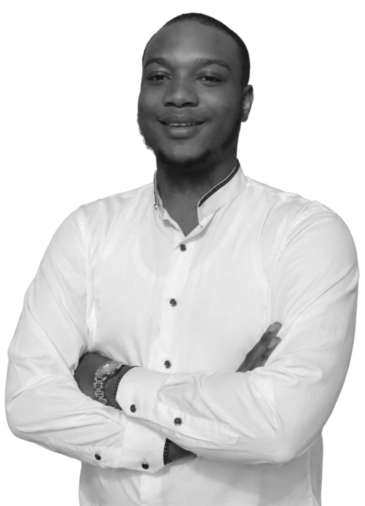 Shogo Olalekan Uthman portrait for ebook (1)